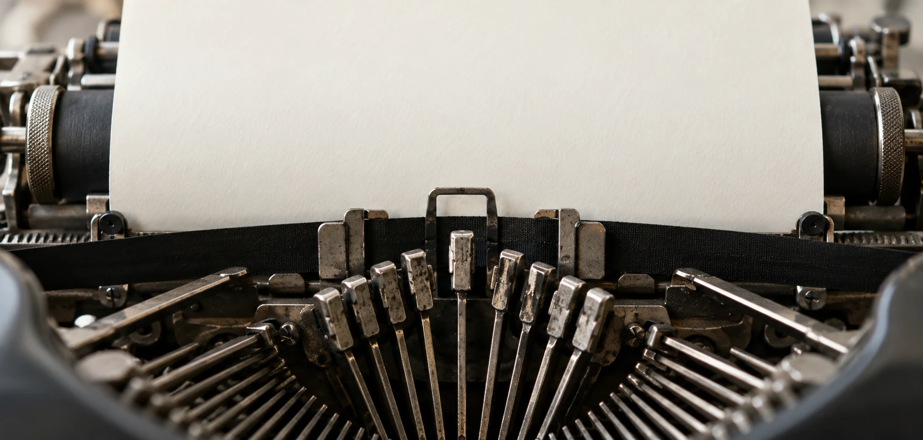 Mechanical typewriter with blank paper